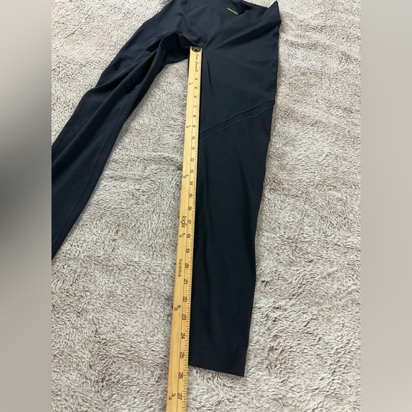 Gymshark x Whitney Simmons black high waisted butt scrunch leggings with mesh S - Picture 4 of 12